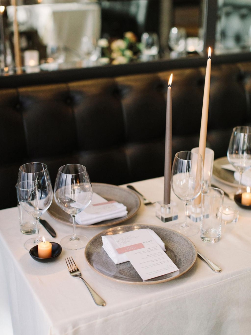 Restaurant wedding tablescape