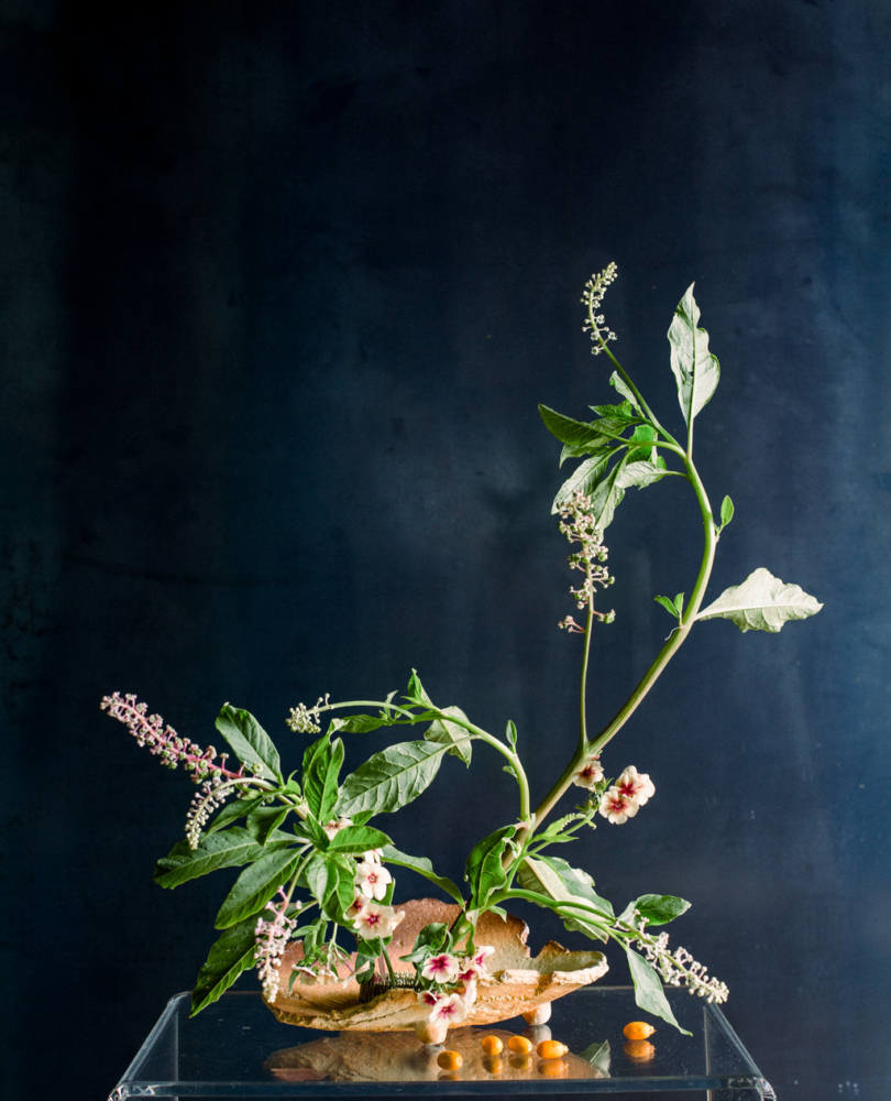 Modern Airy Summer Wedding Flowers